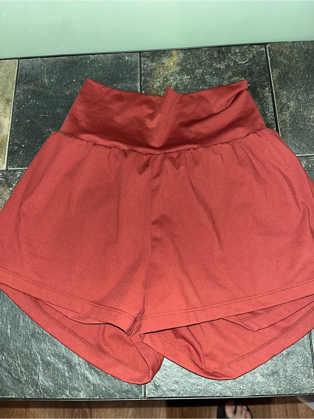 HALARA Rust Red High-Rise Athletic Shorts